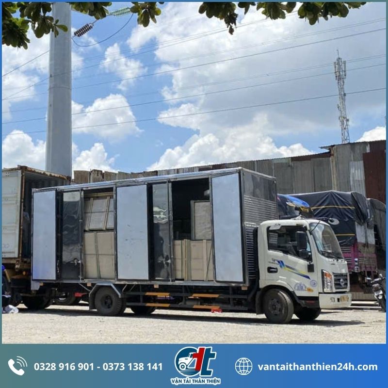 Các mẹo giúp vận chuyển hàng hóa trong nội thành TP.HCM tránh giờ cao điểm